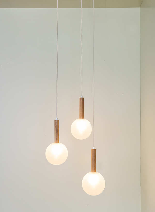 WOOD BALL TRIO | Pendant Light