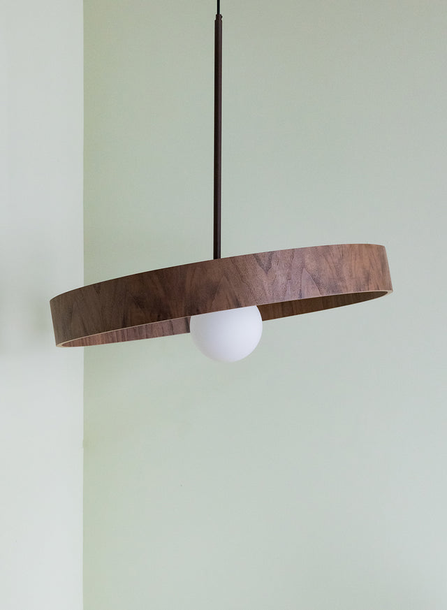 ROUND THIN walnut | Pendant Light