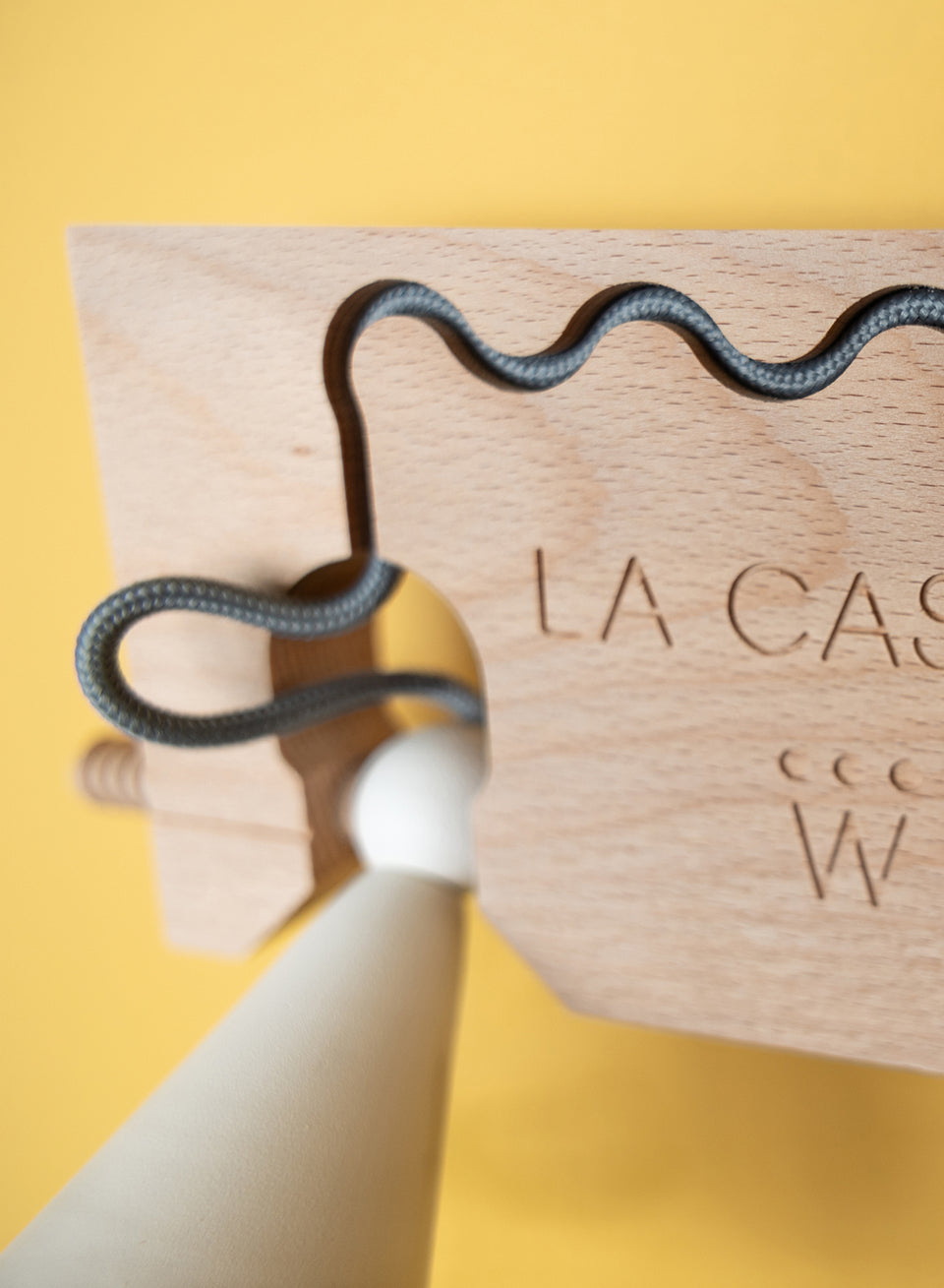 LA CASETE | מנורת שולחן