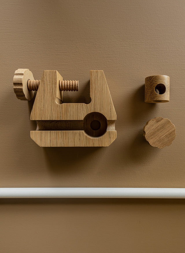 CLAMP | Table Lamp