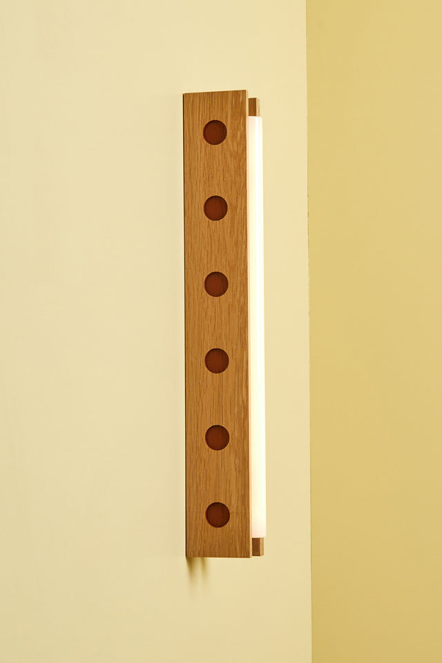 LINESTRA skin red | Wall Light