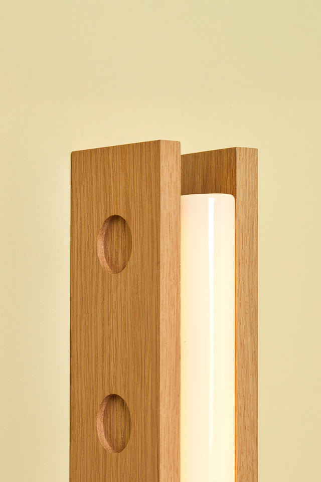 LINESTRA skin oak | Wall Light
