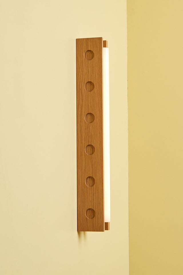 LINESTRA skin oak | Wall Light