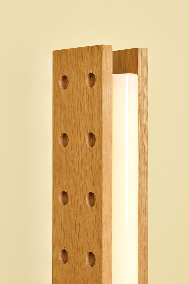 LINESTRA skin oak | Wall Light