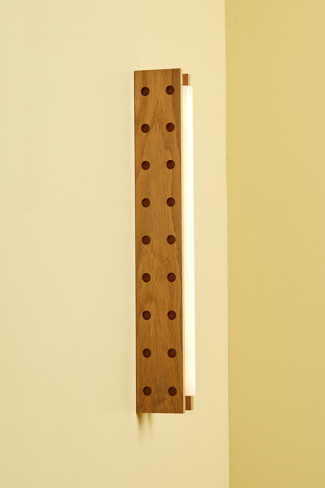 LINESTRA skin red | Wall Light