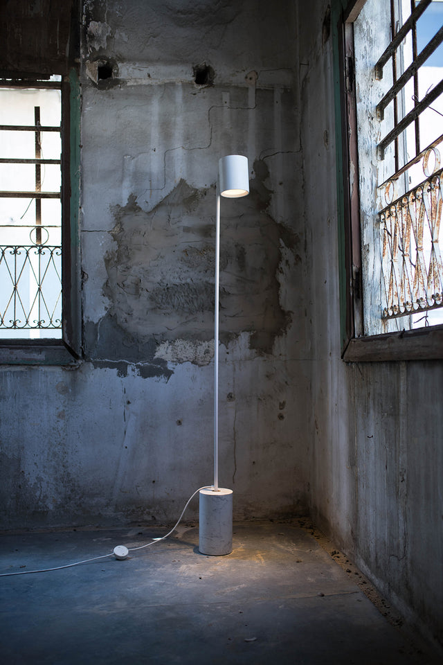 WEIB SPOT CARRARA | Floor Lamp