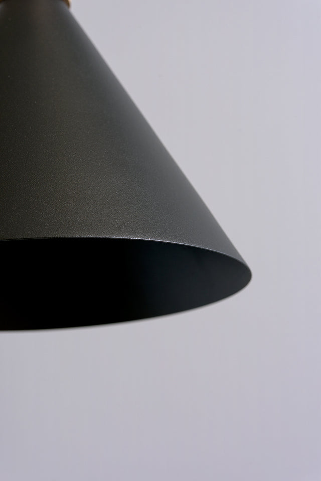 HANGING SMALL CONE oak | Pendant Light