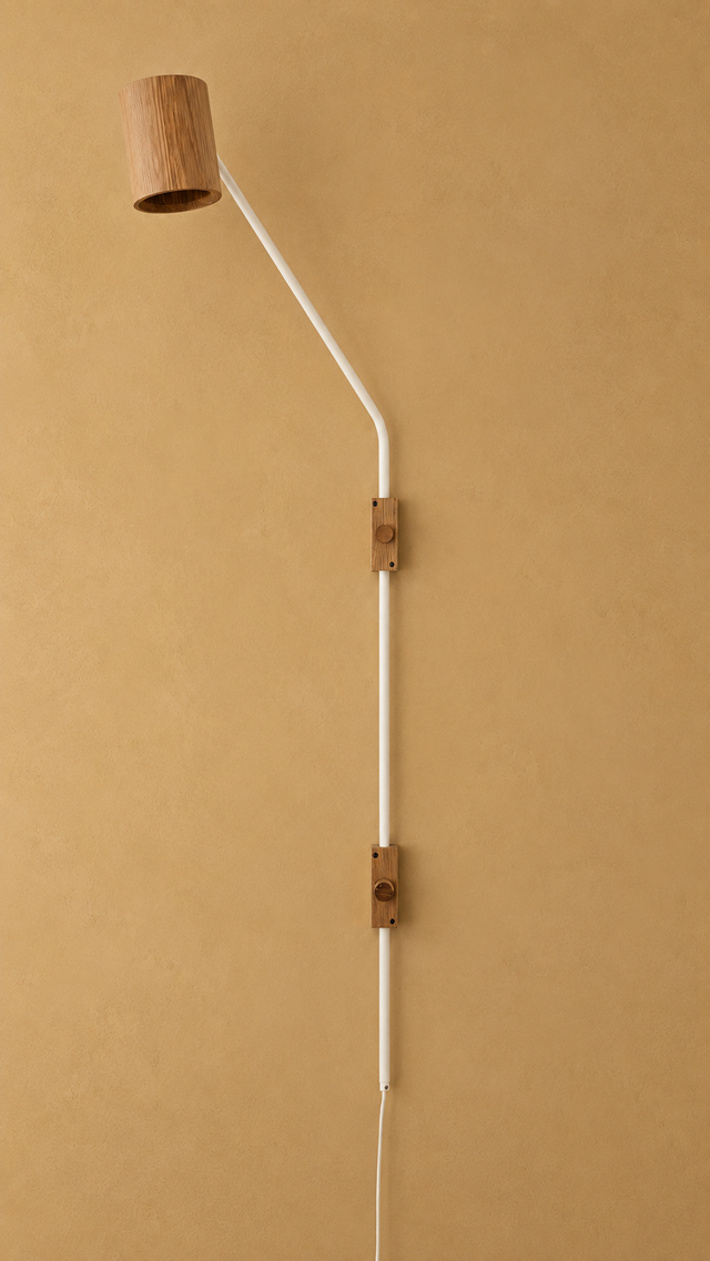 WALL 1 SPOT | OUTLET