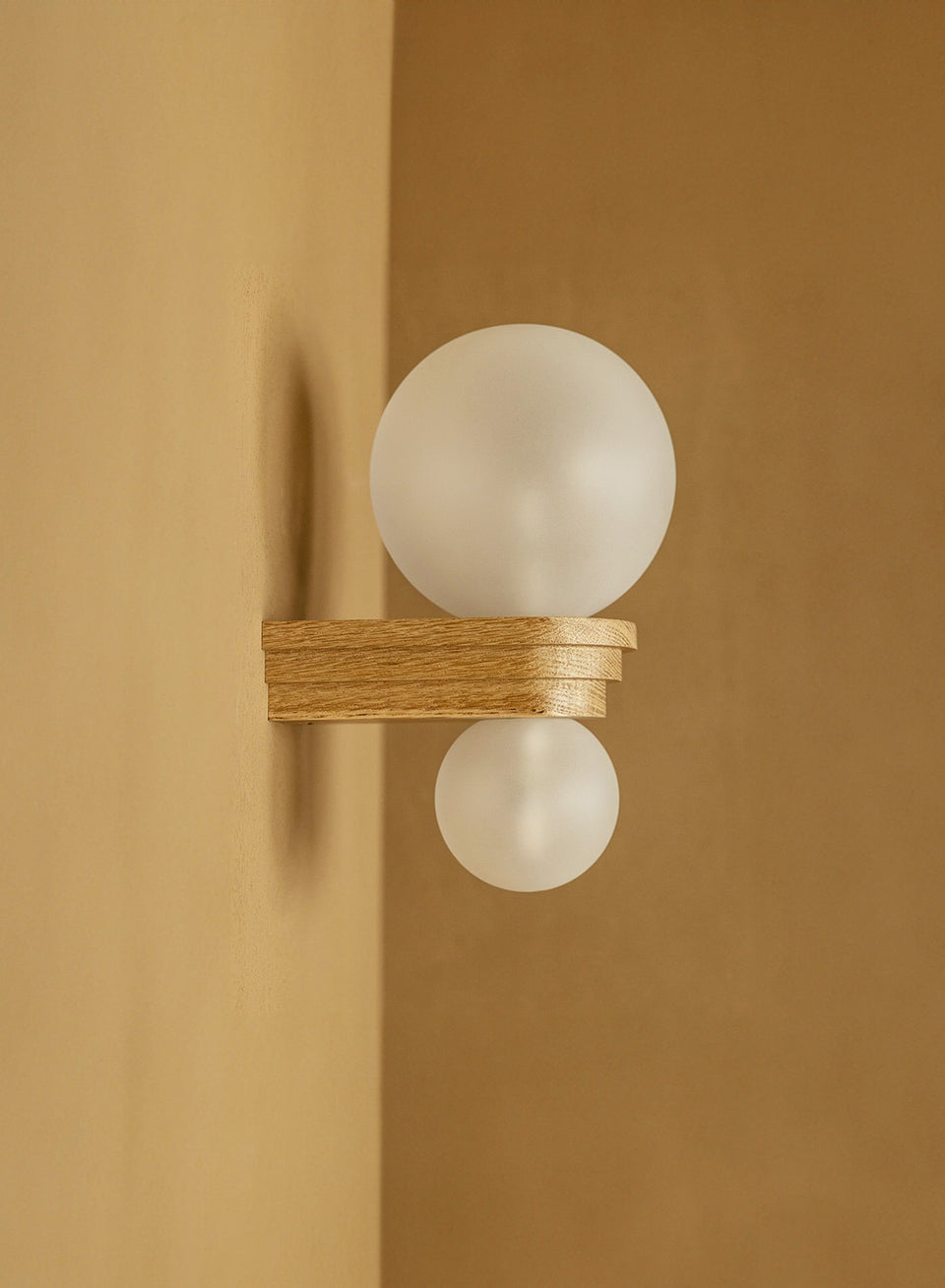 ROMA BALL | Wall Light