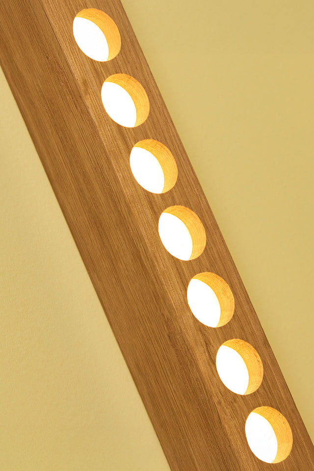 LED DOTS 60 | Wall Light