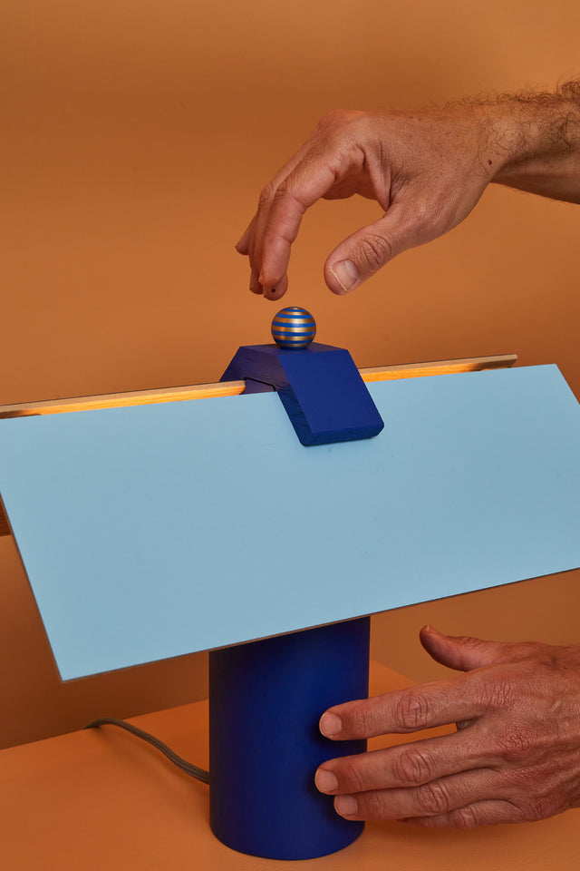 CATCH TABLE | Table lamp