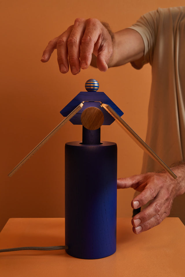 CATCH TABLE | Table lamp
