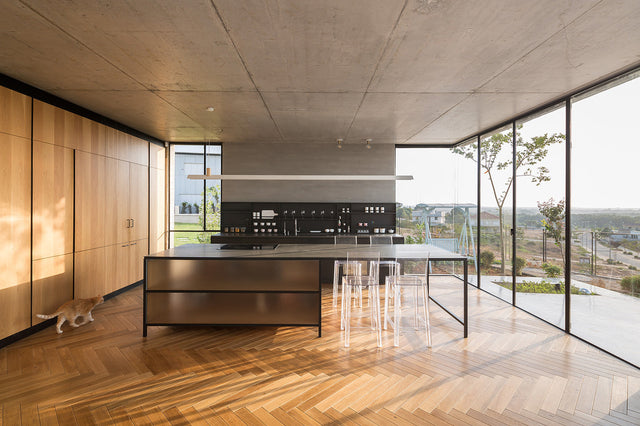 WOOD ON CONCRETE - photos by: Shay Epshtein