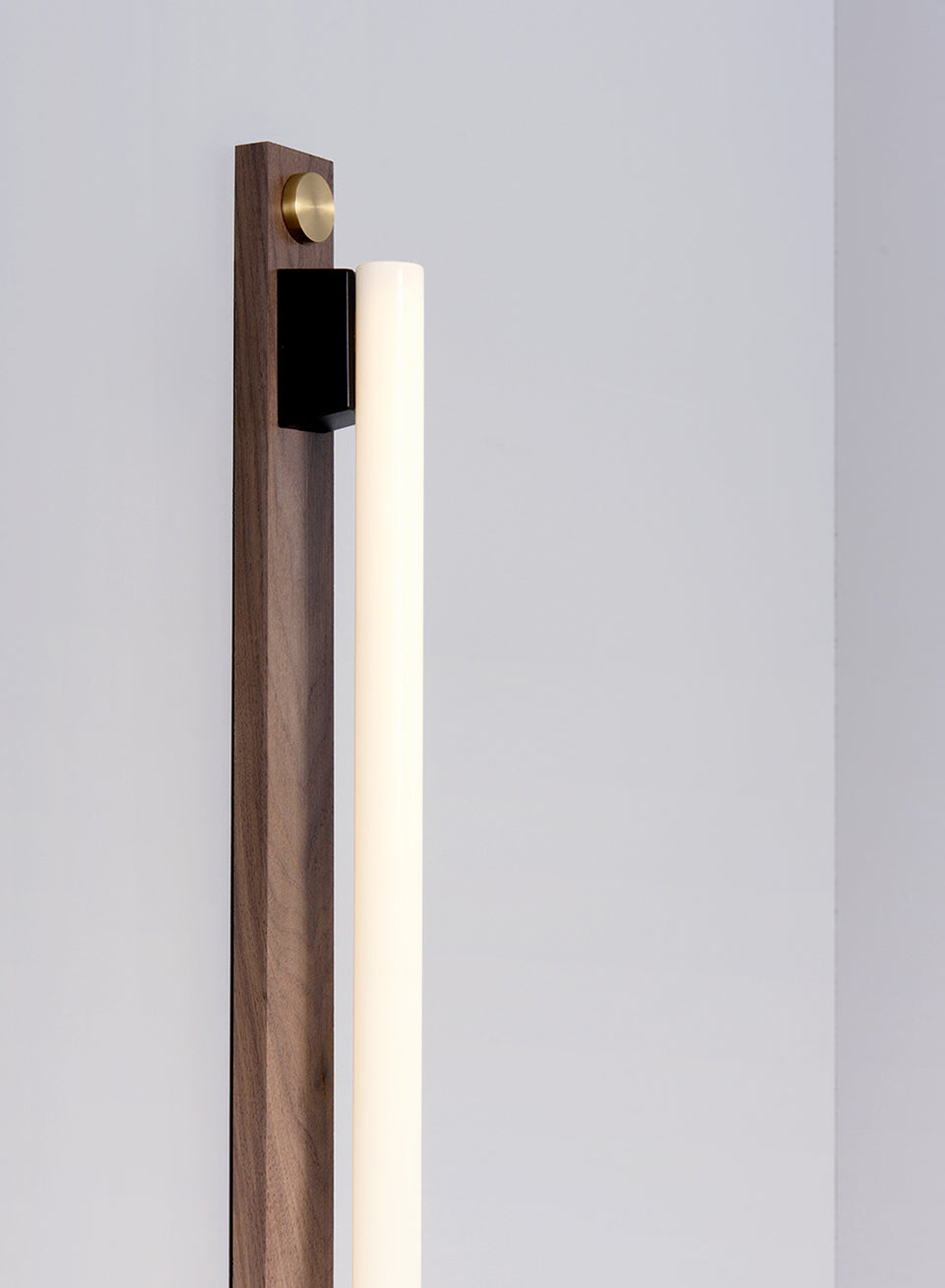 LINESTRA 110 walnut | Wall Light