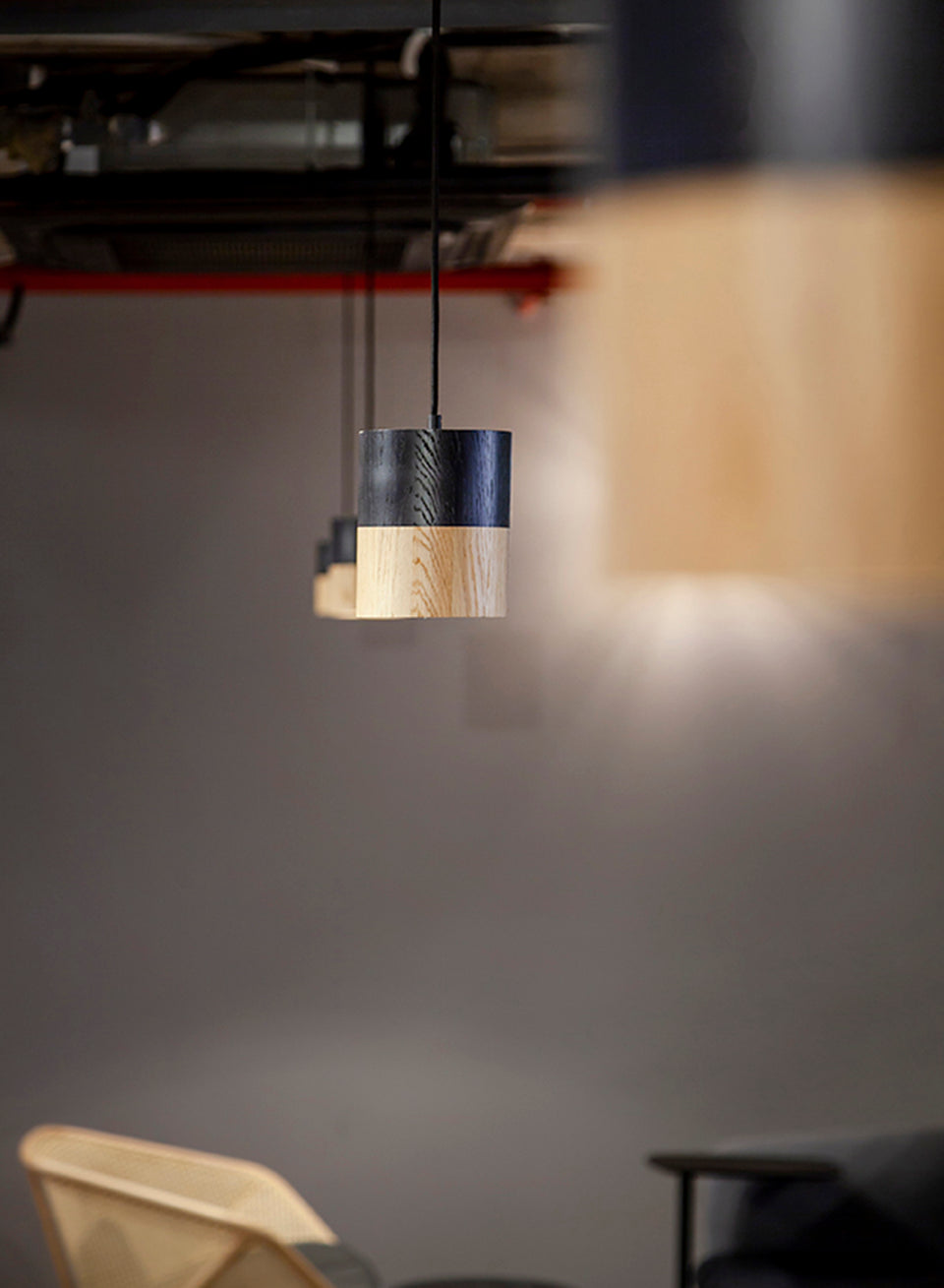 HANGING SPOT HALF BLACK | Pendant Light