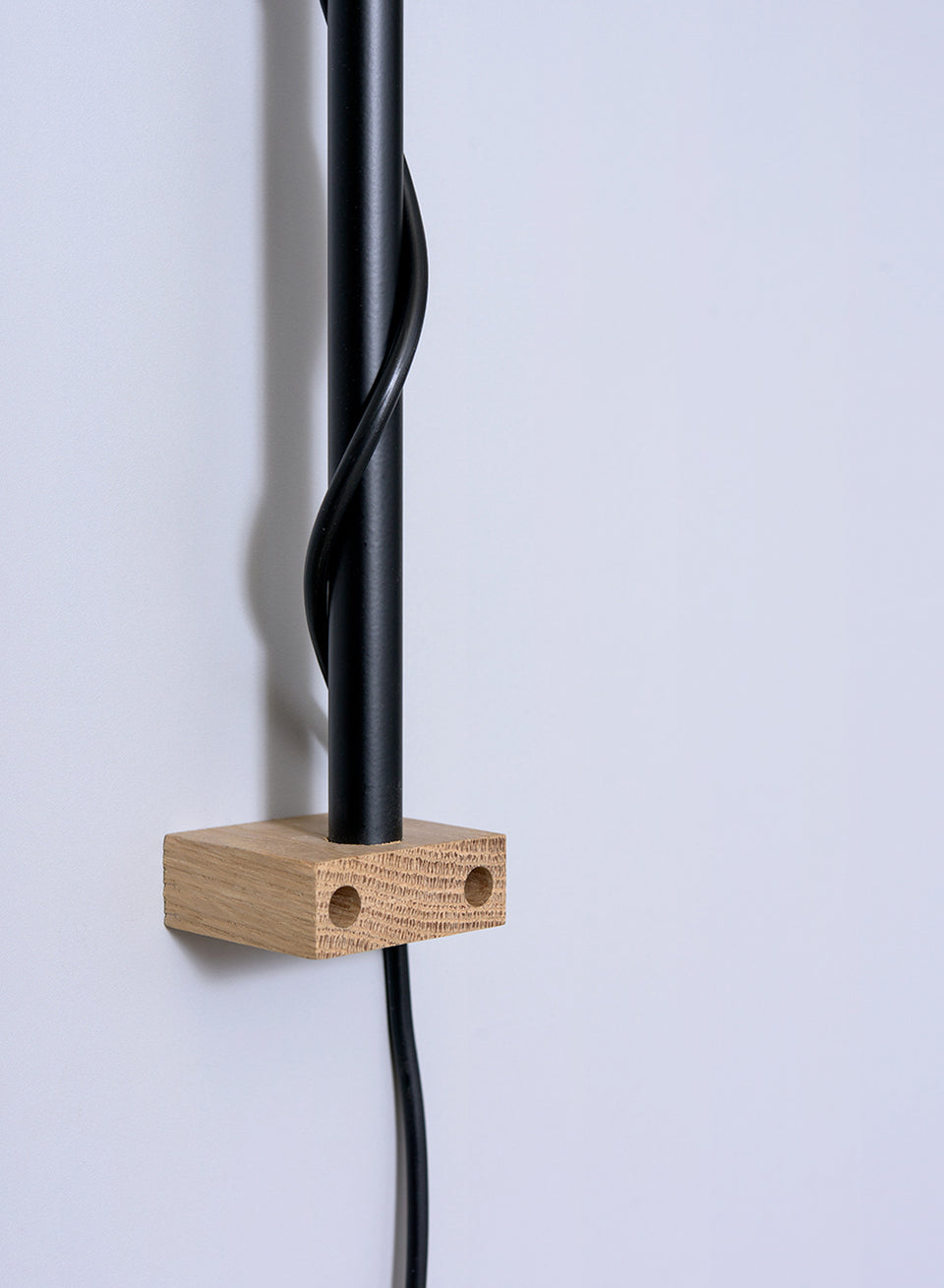 WALL T