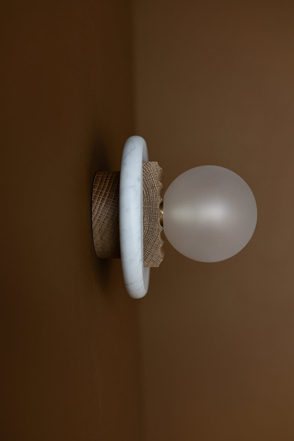 POSTRE CARRARA | Wall Light